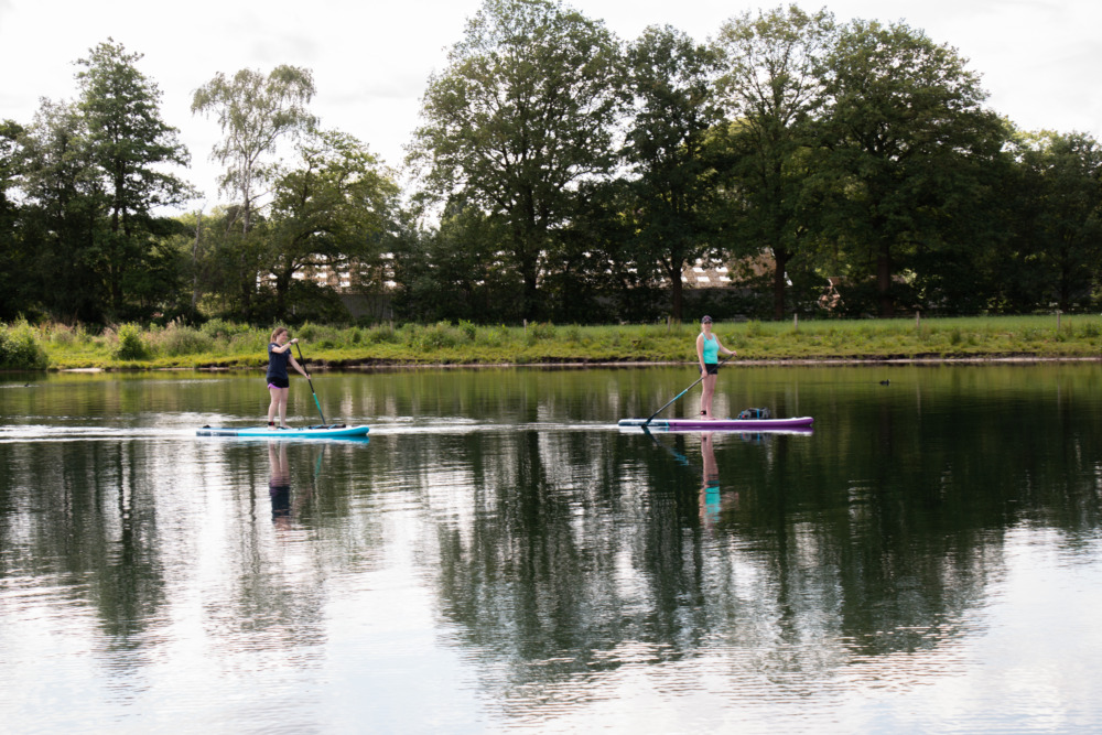 SUP mit JoyToSUP am Badesee 't Hilgelo (Leisurelands) im Achterhoek